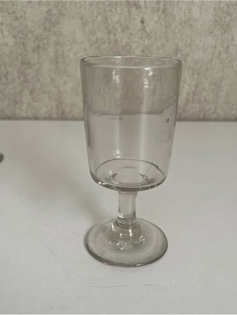 Vintage Mid Century Wine Glass Bistro Style Clear Short Stem 4.5”Dessert Glass 6